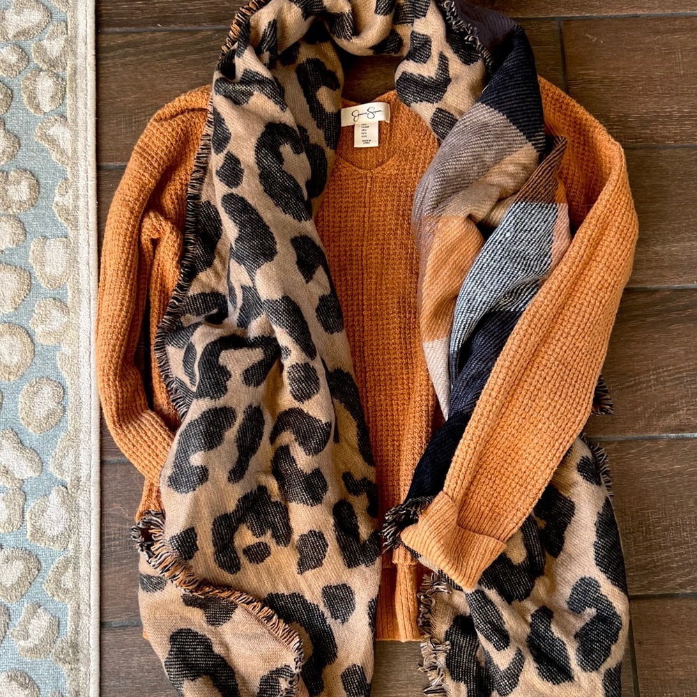 Lucy Avenue Blanket Scarf